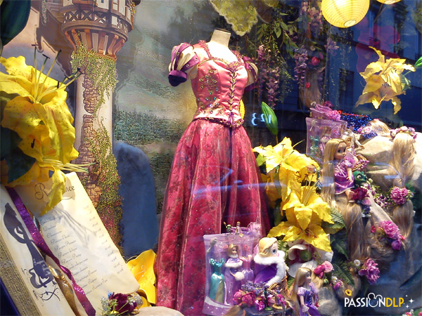vitrines galeries lafayette 2012