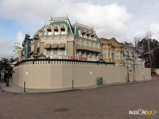 town square photography
