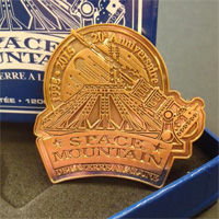 médaille space mountain