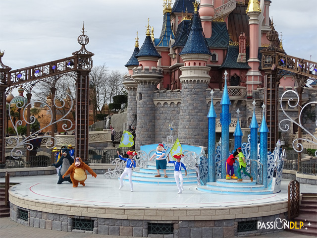 Mickey présente : Joyeux Anniversaire Disneyland Paris