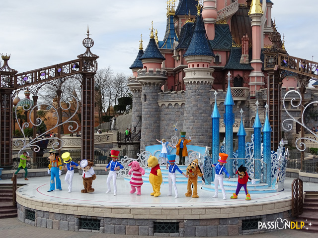 Mickey présente : Joyeux Anniversaire Disneyland Paris