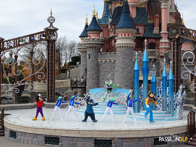 Mickey présente : Joyeux Anniversaire Disneyland Paris