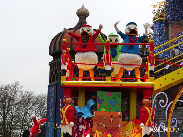 parade noël disney
