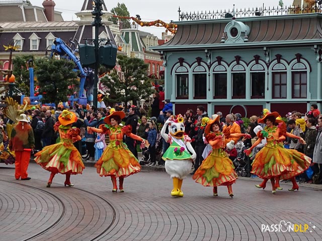 célébration halloween mickey