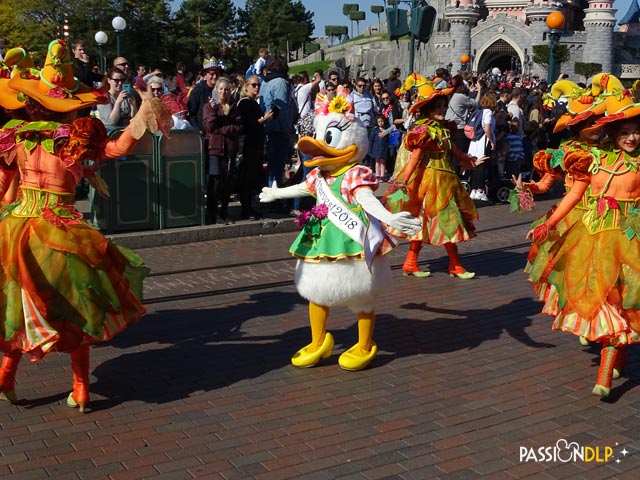 célébration halloween mickey