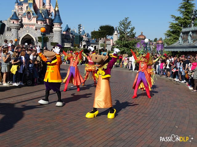 célébration halloween mickey