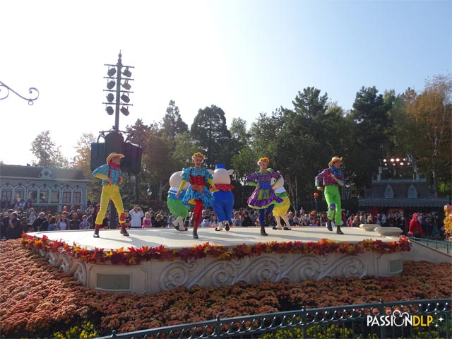 célébration halloween mickey