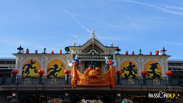 Disney Verre tic et tac portrait Disneyland Paris - Disneyland  Resort/Vaisselle - Magical Park Shop