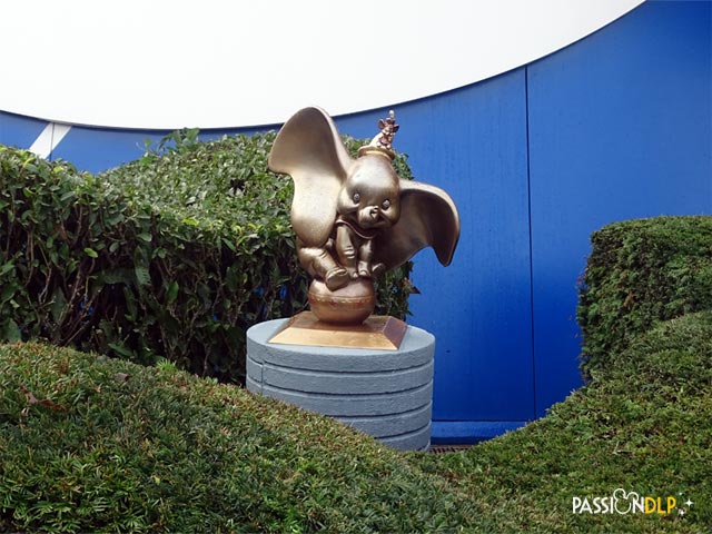 statuette animation celebration