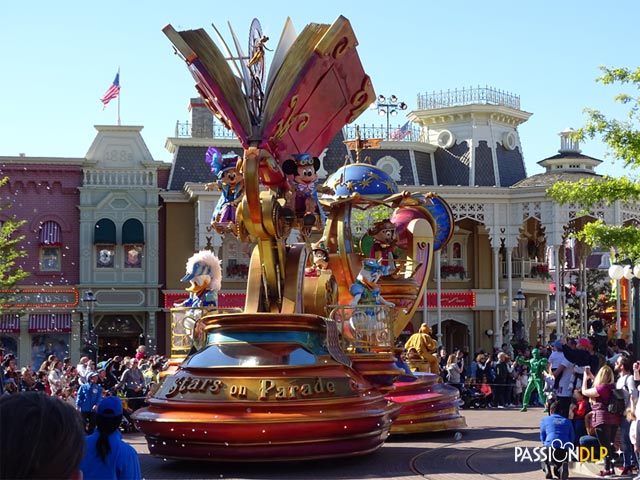 disney stars on parade