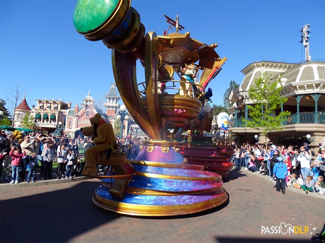 disney stars on parade