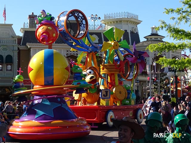 disney stars on parade