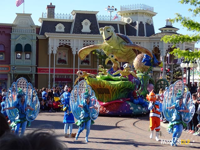 disney stars on parade