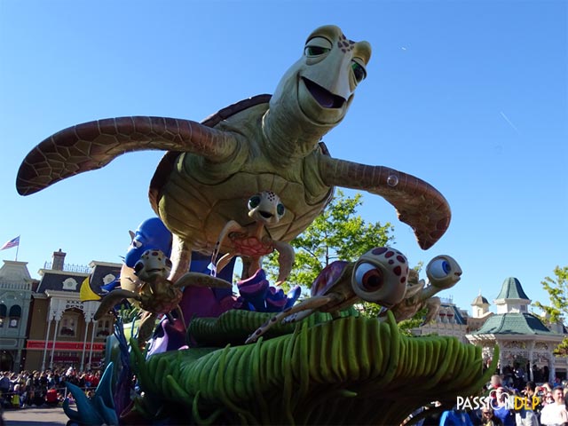 disney stars on parade