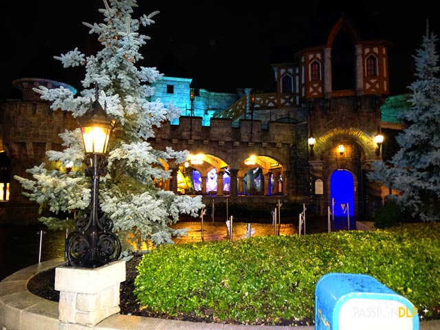 disneyland de nuit