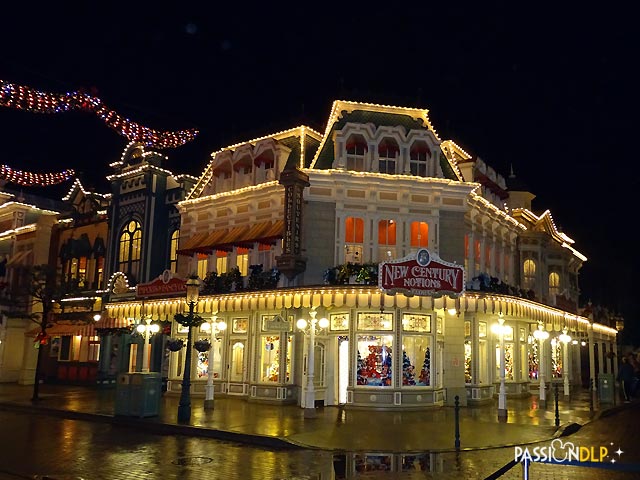 disneyland de nuit