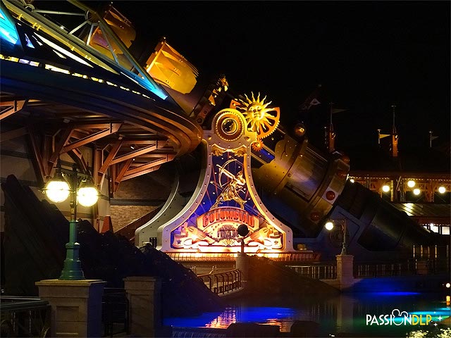 discoveryland de nuit