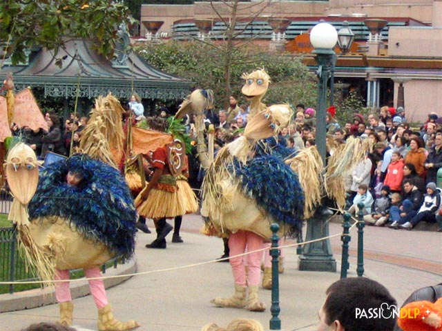 roi lion 2004