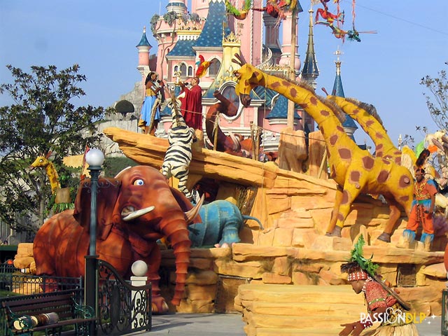 roi lion 2004