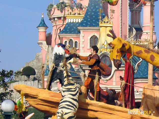 roi lion 2004