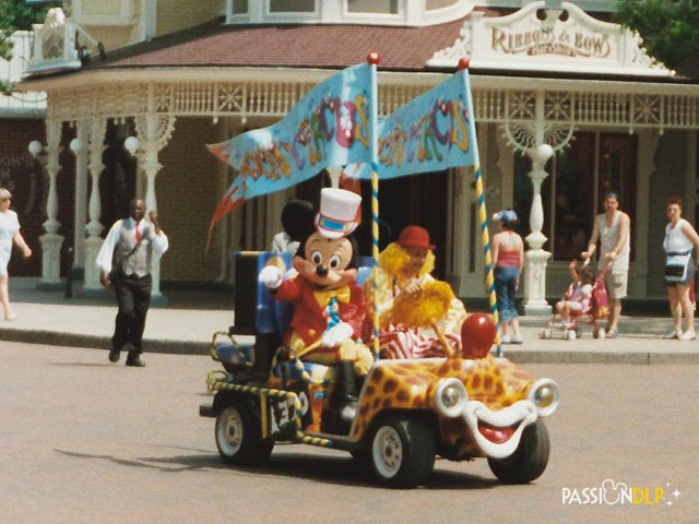 toon circus 2001