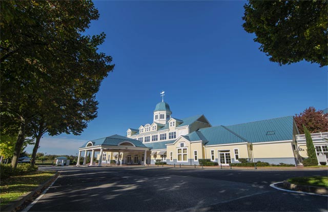 newport bay club