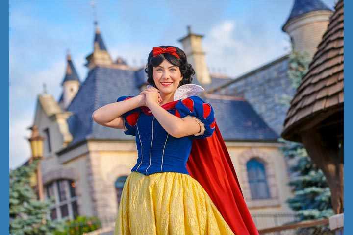 personnage disney selfie