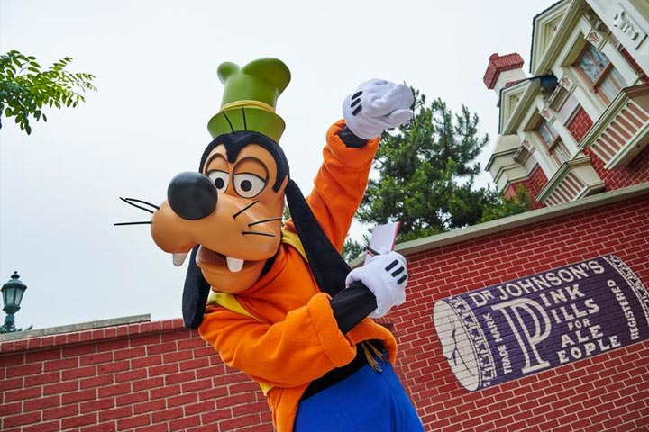 personnage disney selfie