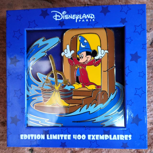 pin surprise mickey sorcier