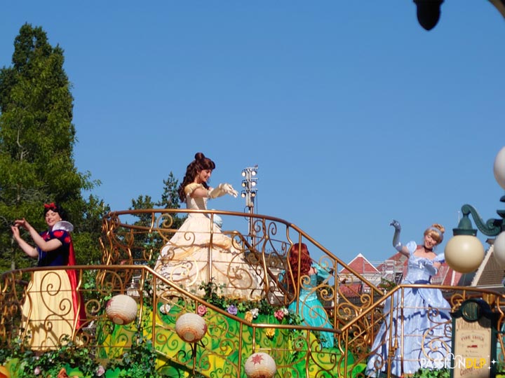 Disney Stars on Parade