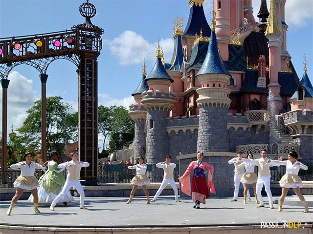 spectacle princesses disney