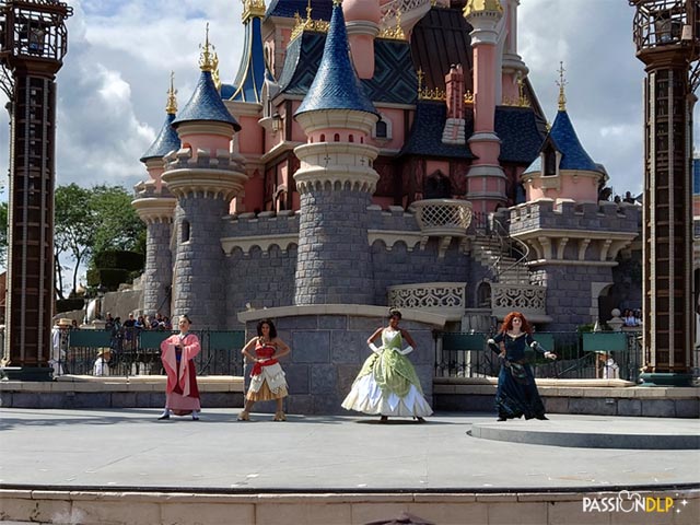 spectacle princesses disney