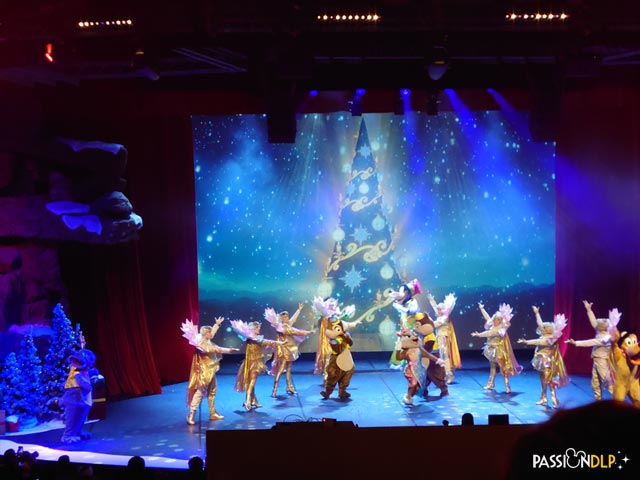 Mickey et sa Parade Étincelante de Noël
