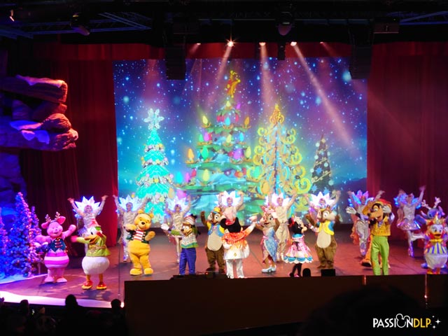 Mickey et sa Parade Étincelante de Noël
