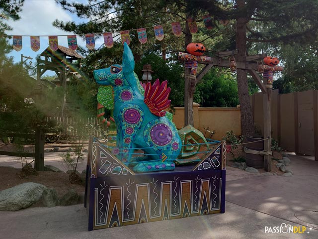 décor halloween frontierland