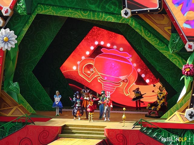 spectacle alice