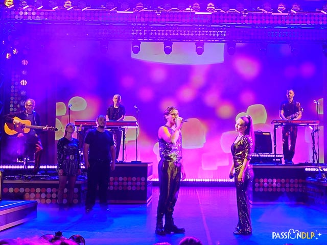 music hits concert