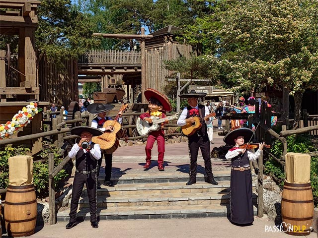 Miguel’s Fiesta Latina