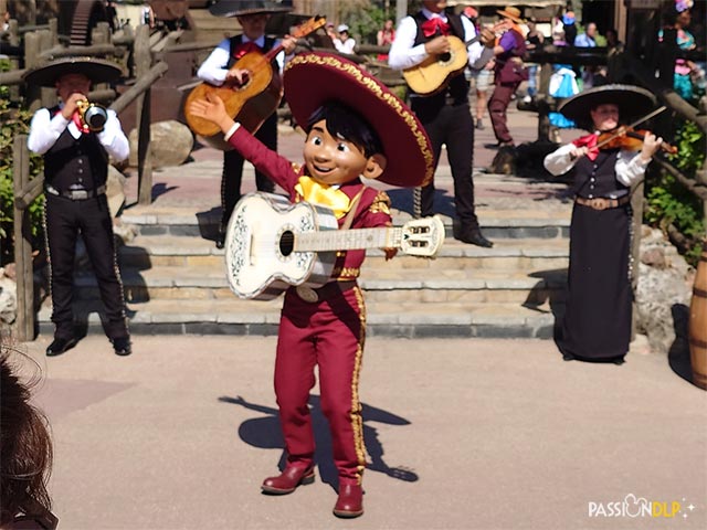 Miguel’s Fiesta Latina
