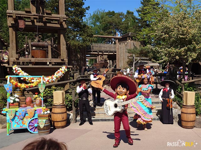 Miguel’s Fiesta Latina