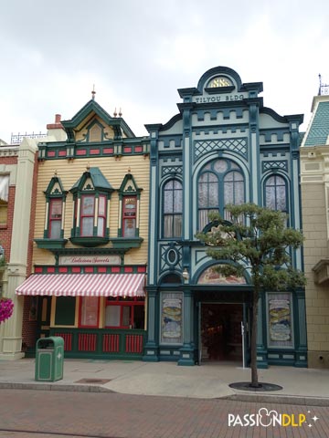 boardwalk candy palace