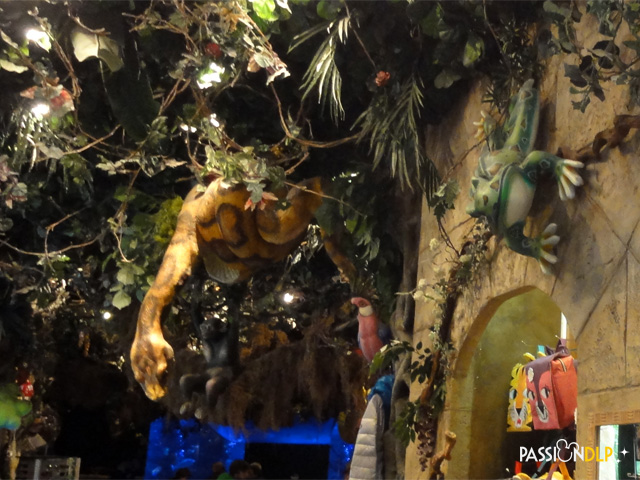 rainforest café