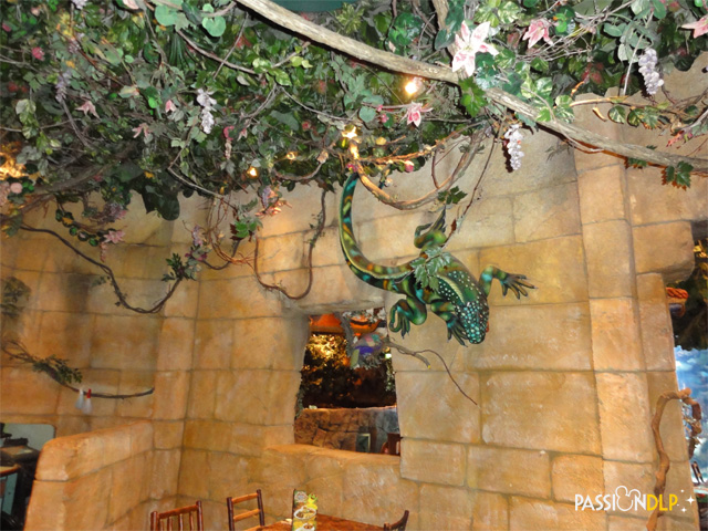 rainforest café