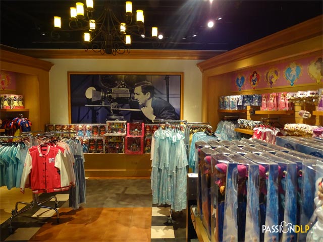 walt disney studios store