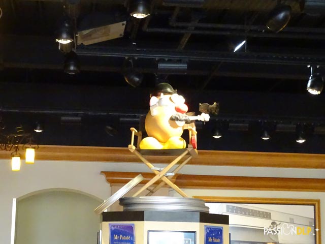 walt disney studios store