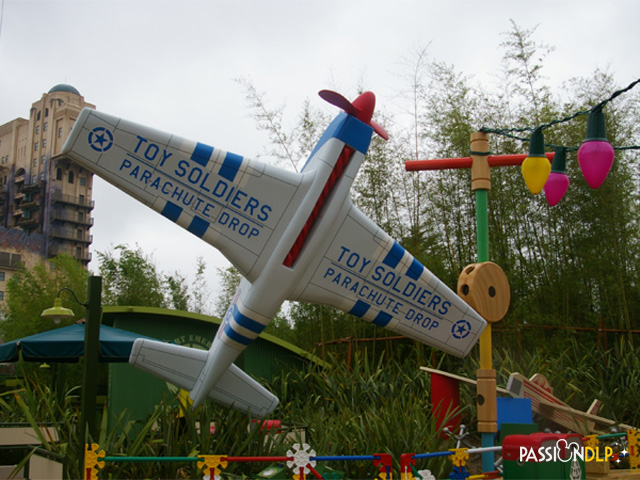 toy soldier's parachute drop