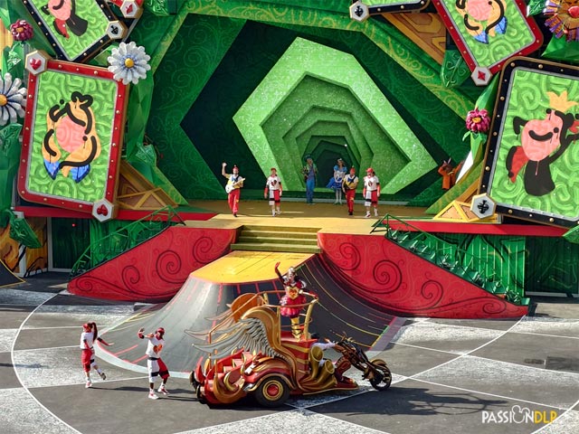 alice et la reine de cœur : retour au pays des merveilles